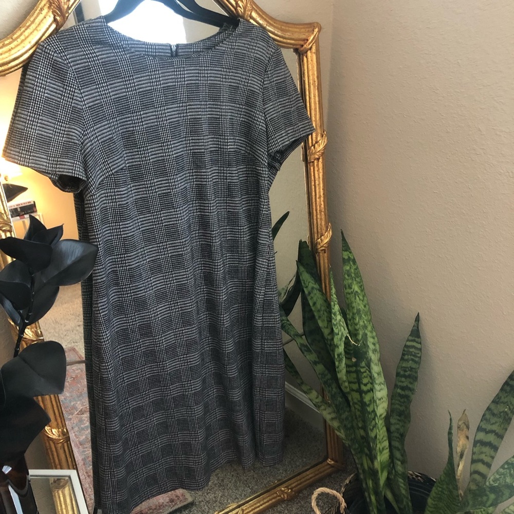 Checkered shift dress